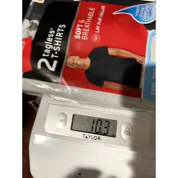 NWT HANES TAGLESS T SHIRTS SIZE MEDIUM | U1 - Picture 3 of 3